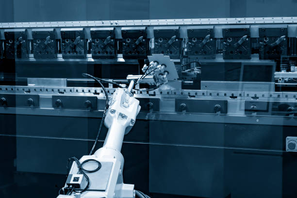 Press Brake Automation: Robotic Bending vs. Offline Programming